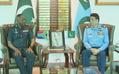South African Air Force chief visits Pakistan, discusses strengthening ties with PAF