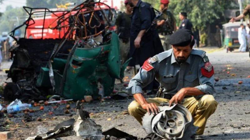 Terror incidents in KP leave 860 dead and injured in first six months