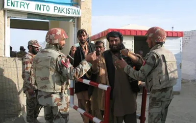 Pak-Afghan border Alert: Five suspected “Suicide Bombers” arrested while crossing