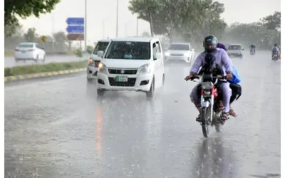 Rain likely in upper districts of Lahore, Punjab