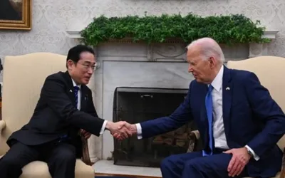 US and Japan forge closer ties amidst missile and moon landing initiatives