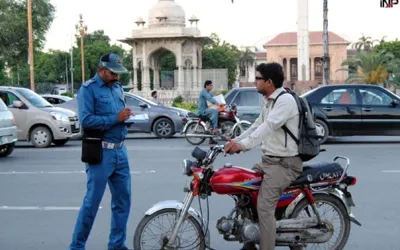 Traffic challan new rate for helmet violation in Lahore