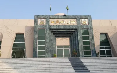 Justice Ishtiaq, Justice Hashim appointed PHC, BHC chief justices