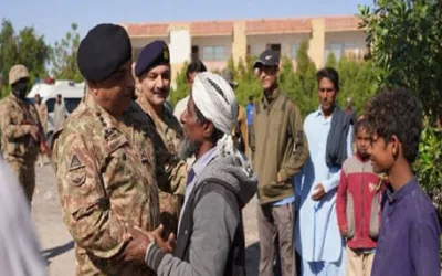 Corps Commander Balochistan Lt-Gen Rahat Naseem visits Gwadar’s flood-hit areas
