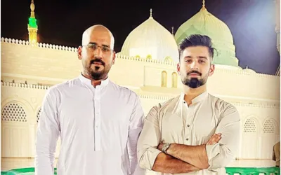 Muneeb Butt expresses his love for Madinah Munawarah