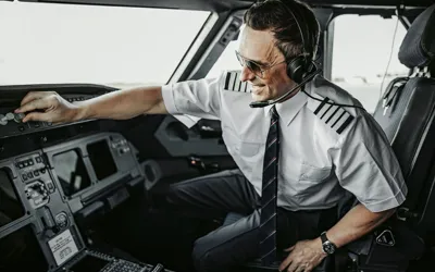 Flight Attendant Dreams Soar with 29,000 Online Searches Worldwide