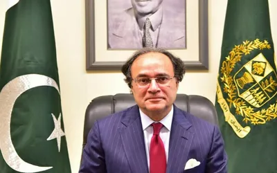 Aurangzeb says Pakistan is interested in getting longest deal with IMF