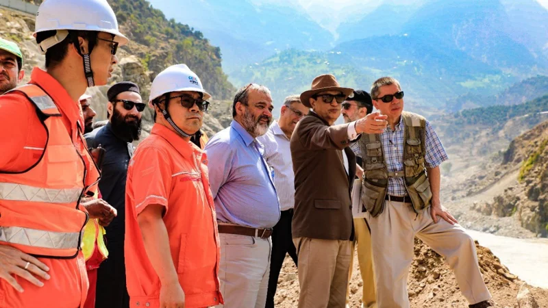Chairman WAPDA visits Dasu Project to express solidarity with Chinese