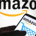 Amazon's AI Boosts Shopping: Quick Answers, Happy Shoppers