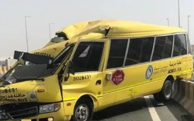 UAE: School bus hits the sidewalk, 5 people injured including 3 students