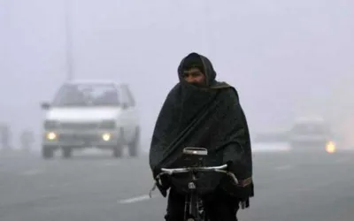 Cold weather persists in Lahore, areas of Punjab