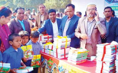 Textbook distribution for academic year 2025-26 begins across Sindh