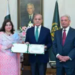 PM Shehbaz Praises HEC Project Director for Excellent Performance