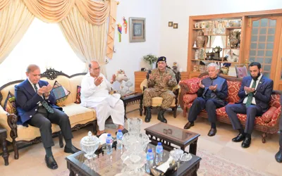 PM, COAS visit residence of Sqn Ldr Usman Yousaf Shaheed for condolence