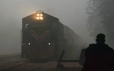 Fog disrupts railway traffic across country