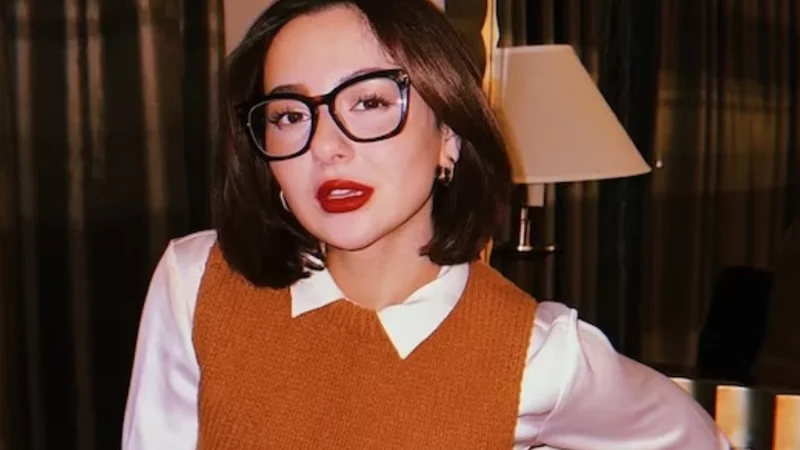 Hania Aamir reacts to being called 'face of Gen-Z' in Pakistan