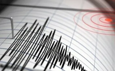 Japan warns of 8-9 magnitude earthquake