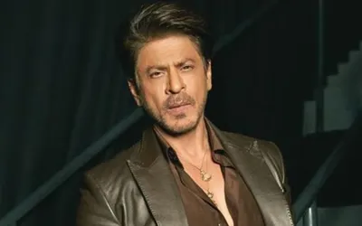'I am turning 60 but damn, I look like 30,' Shah Rukh Khan