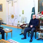 Prime Minister holds key meeting with Naval Chief