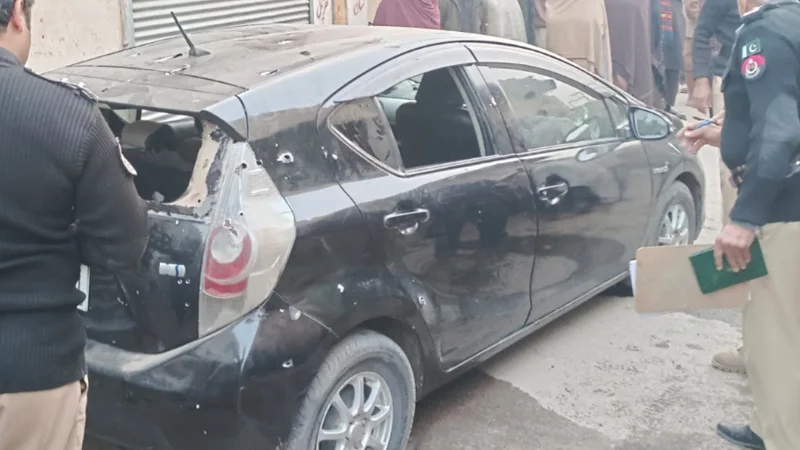 Peshawar: 5 people killed in shooting incident on vehicle in Budh Bair area