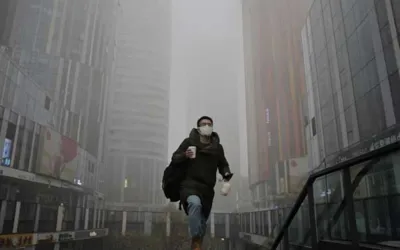 China vows to eliminate severe air pollution this year