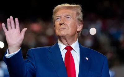 Trump introduces $5m ‘gold card’ as new path to US citizenship