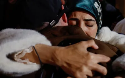 Israel frees Palestinian prisoners after Hamas returns four hostages' bodies