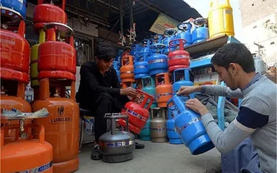 OGRA reduces LPG prices, bringing relief to households