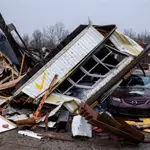 At least 33 dead as tornadoes ravage central US