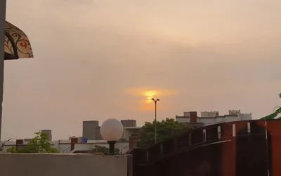 Karachi weather: Windy with scattered clouds hot temperatures