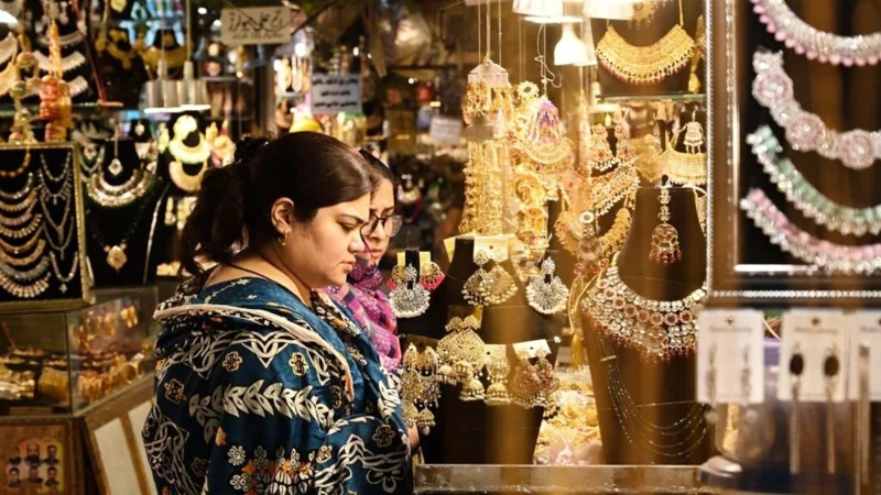 LHC extends markets hours for Eid ul Azha