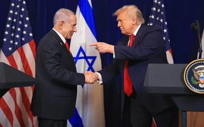 Trump says he warned Netanyahu Israel could be left alone if it escalated Iran fight