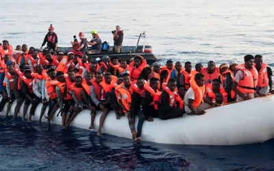 Dozens of People rescued in dramatic Italian shipwreck operation