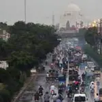 Weather Update: Heavy Rainfall Expected in Karachi Tonight