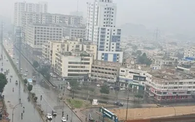 Karachi weather: Metropolitan to get break from heat with light showers today