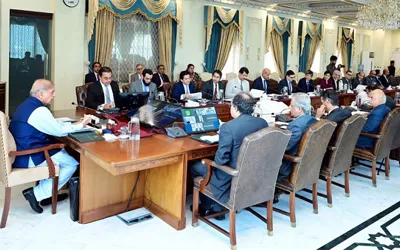 PM Shehbaz directs FBR to accelerate work on digitization