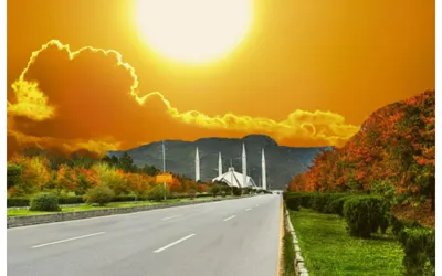 Islamabad faces severe heat with rain expected later this week!