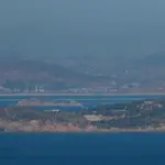 North Korea shell barrage alarms South, residents evacuated