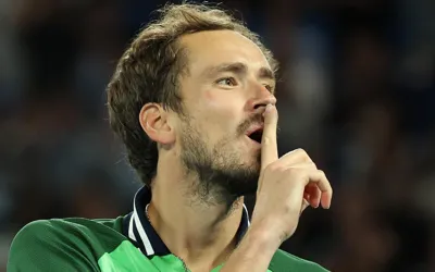 Medvedev unleashes grit to reach Australian Open final