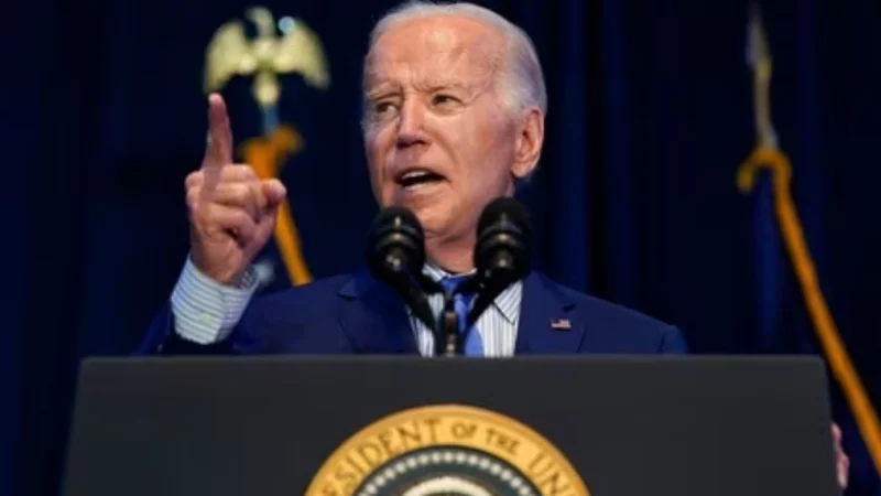 Biden decides on how to give response to attack on US troops in Jordan