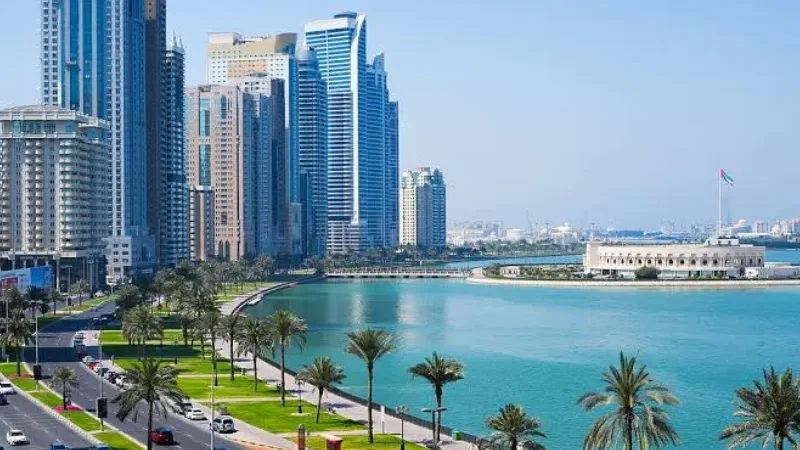 Sharjah sets minimum income for govt employees at AED 20,000