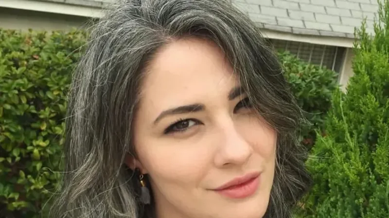 Premature gray hair? Try this simple homemade drink - Gray hair, home remedy, vitamin B12