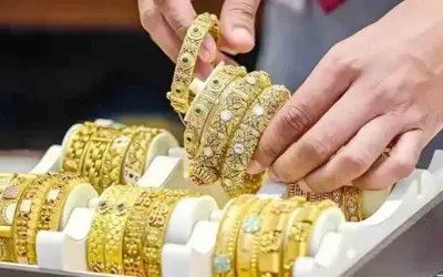 Gold, silver prices fall in global and local markets