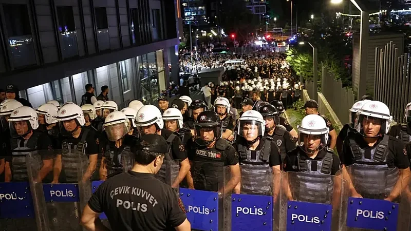 Turkish police launch nationwide crackdown, dozens arrested - homosexual community, Justice Minister Akın Gürlek, Turkish authorities, Turkish media, Turkish police