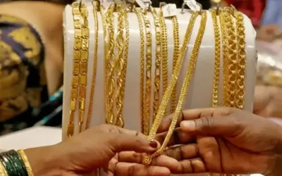 Gold, silver prices surge in Pakistan