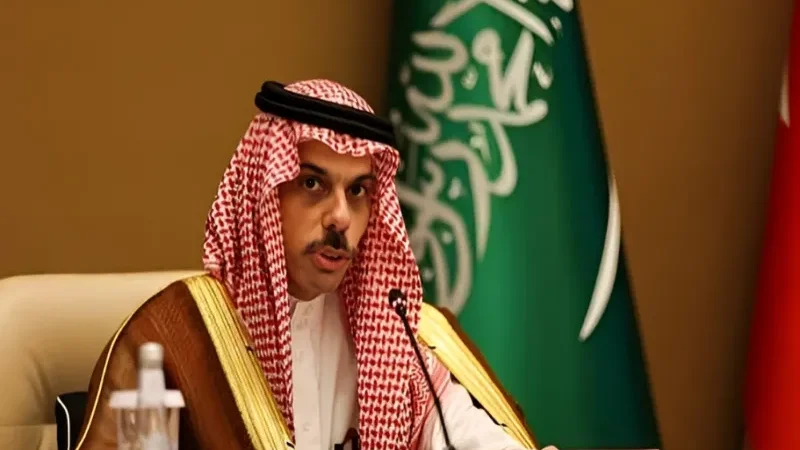 Saudi FM Faisal-bin-Farhan calls for free navigation in Hormuz, Bab el-Mandeb at UNGA