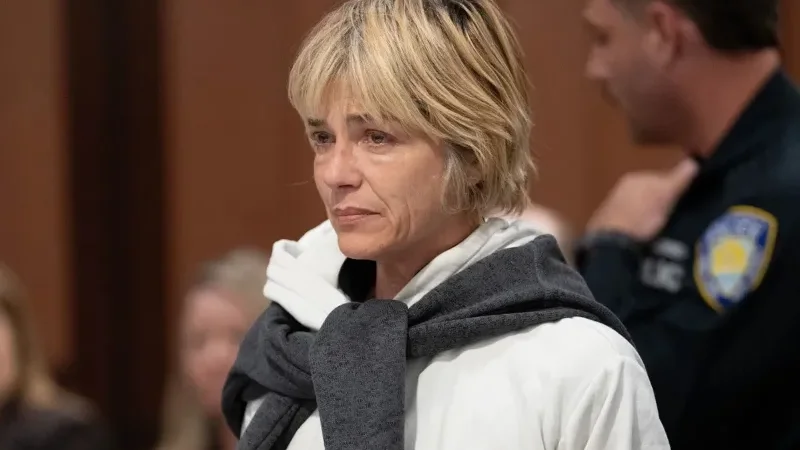 Selma Blair pleads not guilty to assault charges after airport arrest - Actress Selma Blair, altercation aboard, Delta Air Lines, Queens Criminal Court