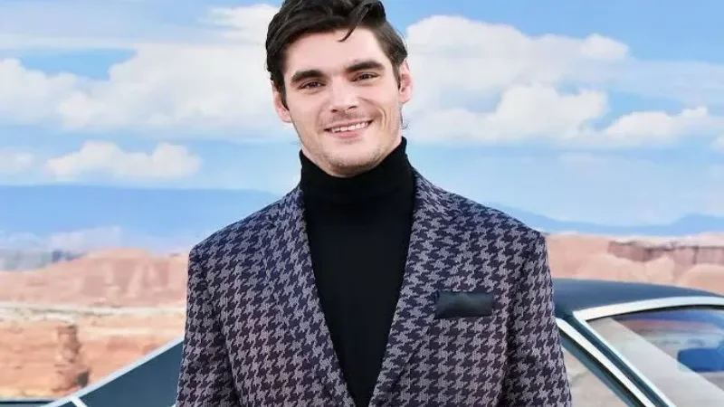 ‘Breaking Bad’ star RJ Mitte dies at 34
