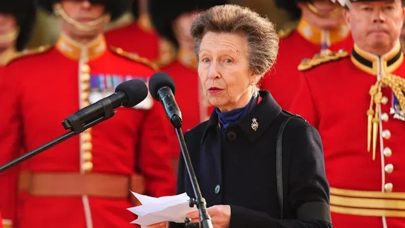 Princess Anne marks 100th anniversary of Guards Memorial in London - Guards Memorial, Princess Anne, Princess Royal