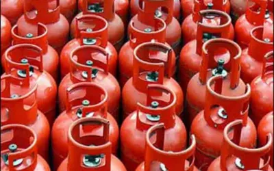 LPG hits Rs600 per kg as food prices surge across Pakistan